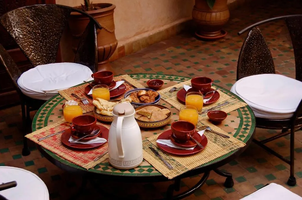 ***  Riad Massiba Marraquexe Marrocos
